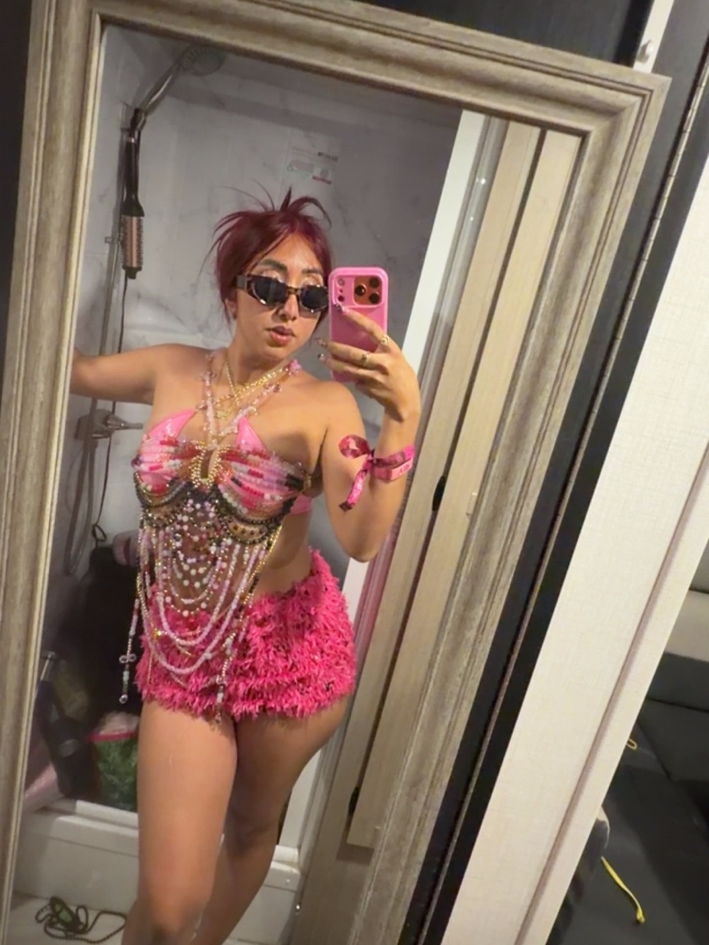 Beaded Multi-Color Chain Crop Top - Picture 3 of 4